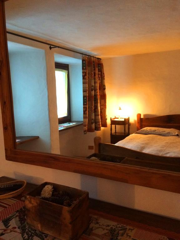 B&B A Pankeo Valtournenche Rom bilde